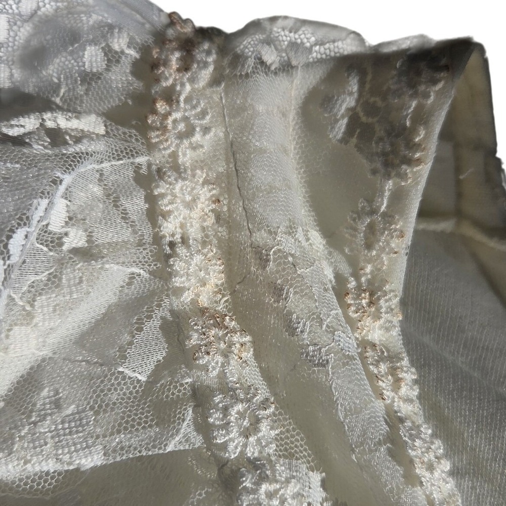 Vintage Victorian Lace Blouse White Ruffle V-Yoke Boho Coquette Romantic Sz Med - Picture 6 of 8
